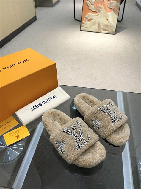 louis vuitton fuzzy slides